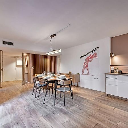 Aux Marches Du Palais - Ac Clim - Spacieux - Terrasse - Wifi أفينيون المظهر الخارجي الصورة